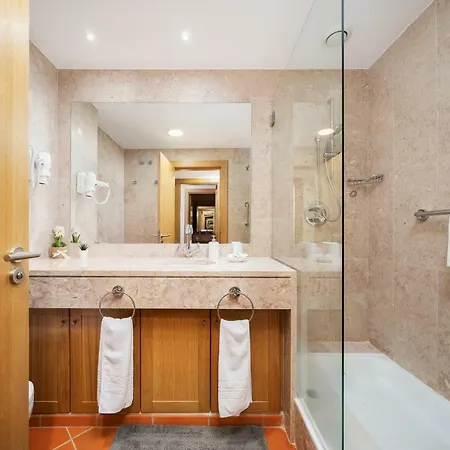 Al - Apartamento Vila Sol F5 Apartment *